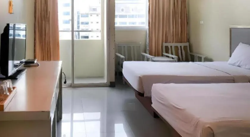 Bed in J Two S Pratunam Hotel