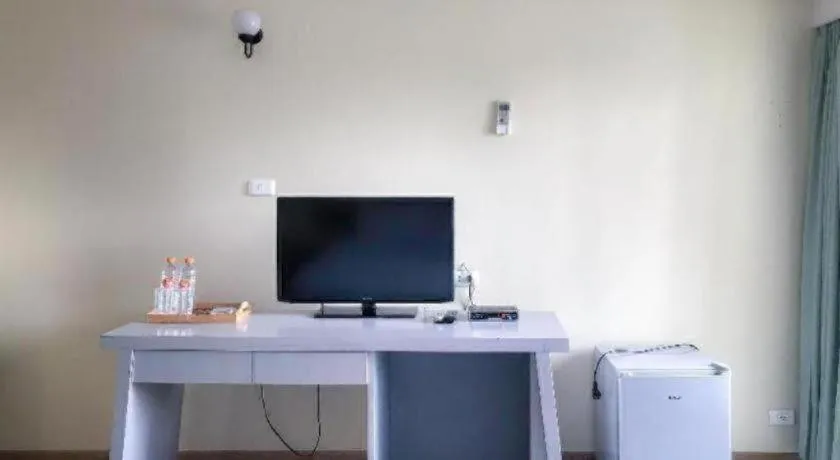 J Two S Pratunam Hotel