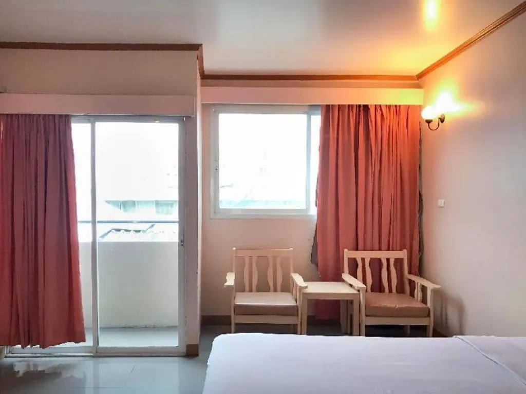 Bed in J Two S Pratunam Hotel