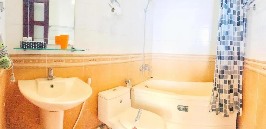 Whale Ocean View Hotel