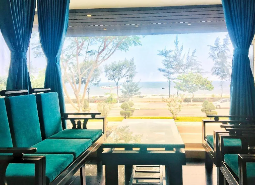 Whale Ocean View Hotel