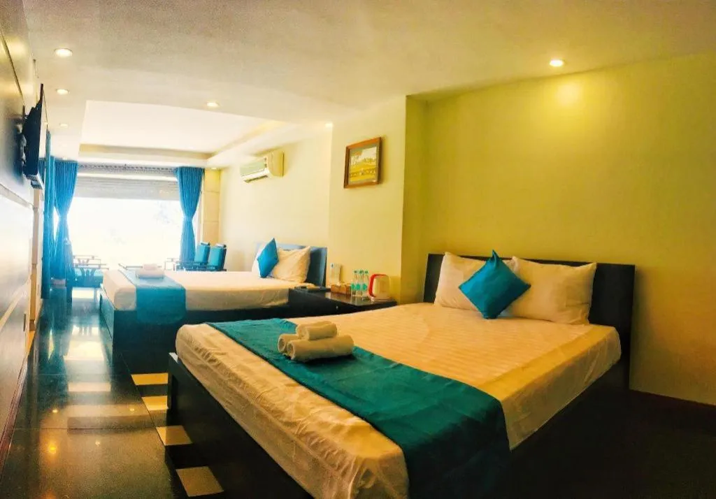 Bed in Whale Ocean View Hotel