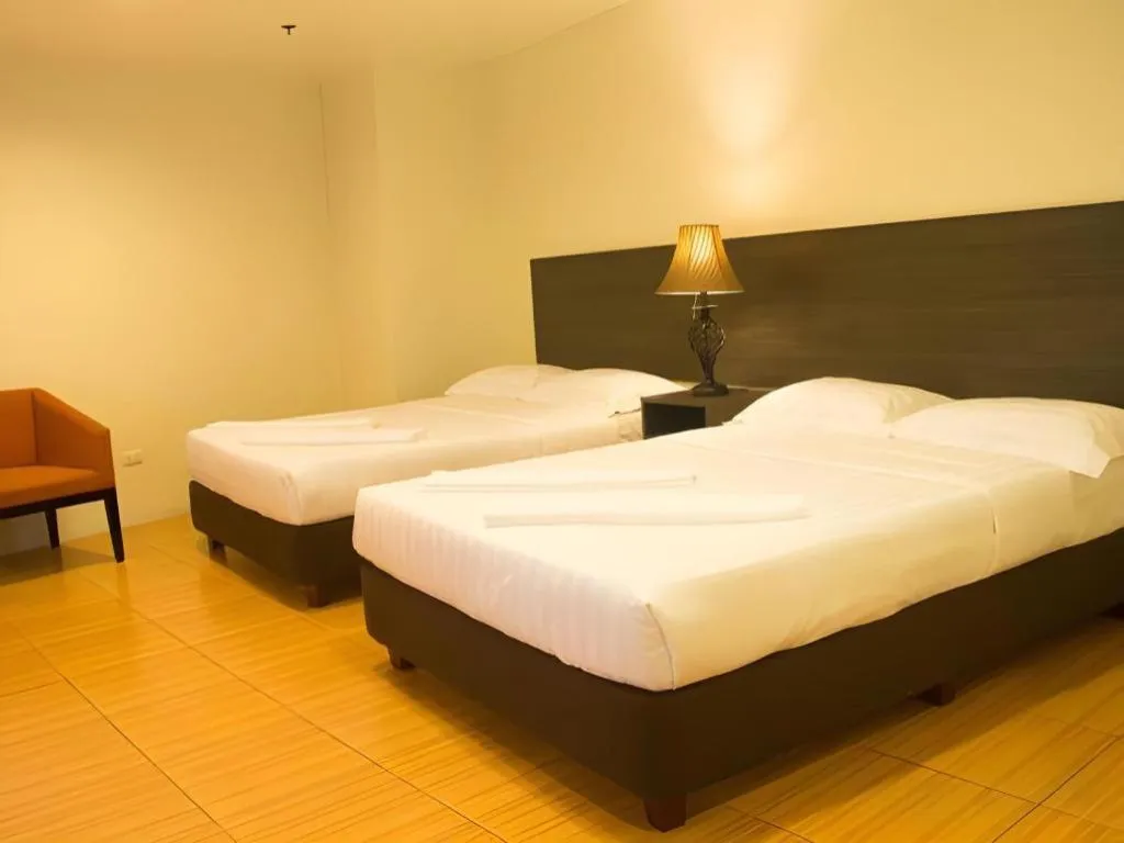 Bed in City Center Hotel