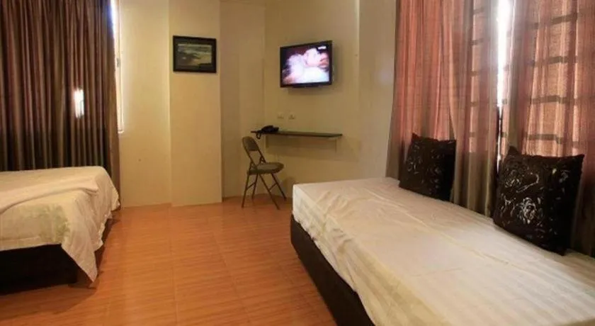 Bed in City Center Hotel