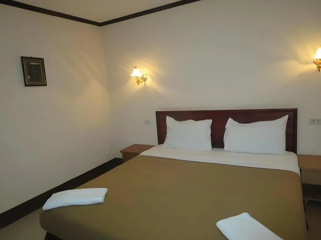 Bed in Chaleunehoung Hotel