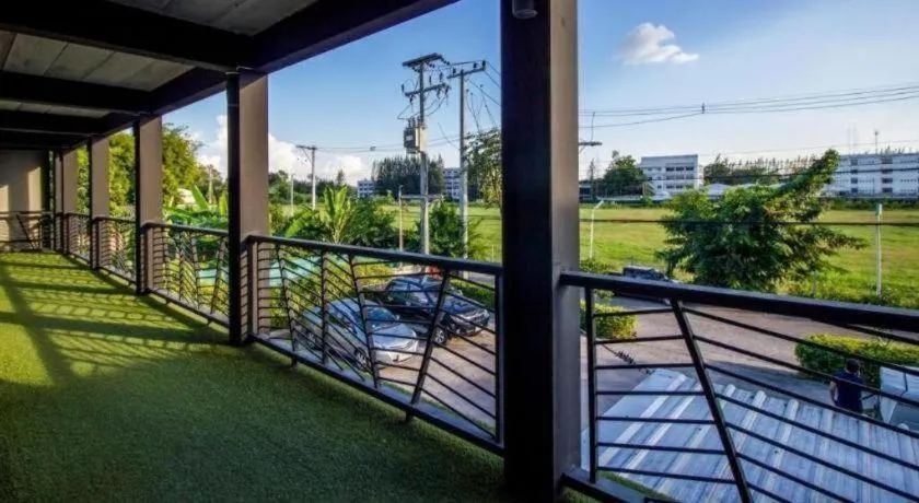 B2 Lanna Boutique & Budget Hotel