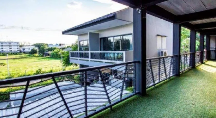 B2 Lanna Boutique & Budget Hotel