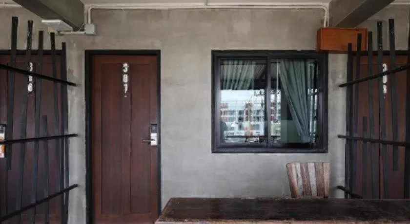 B2 Lanna Boutique & Budget Hotel