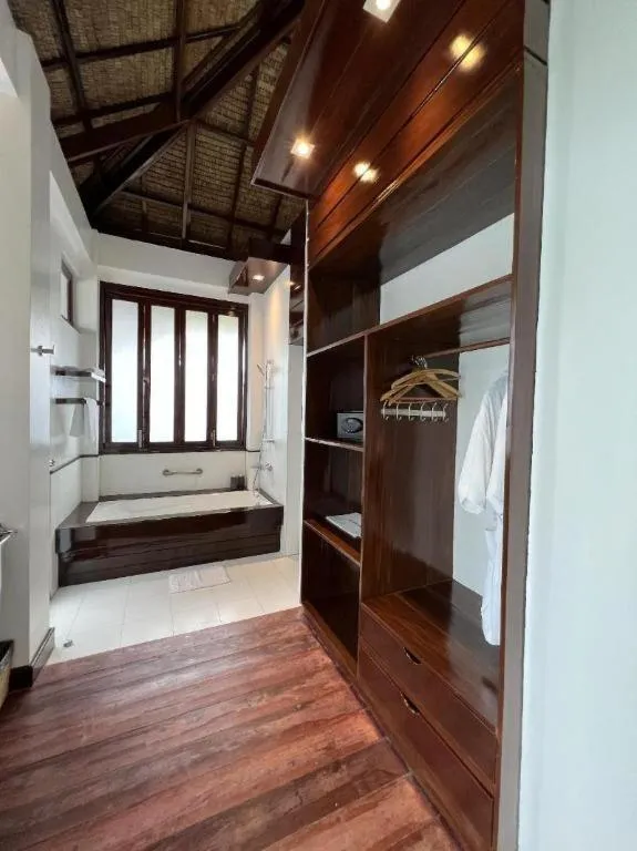 Bed in Isla Cabana Resort