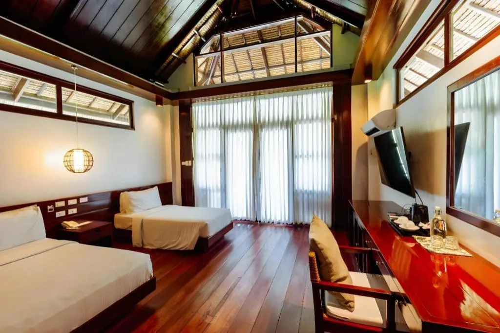 Bed in Isla Cabana Resort