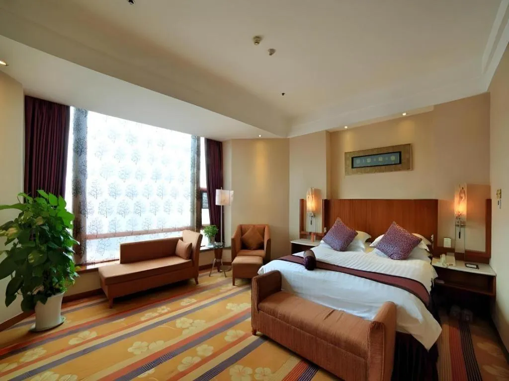 Bed in Gem Flower Jinyu Sunshine Hotel