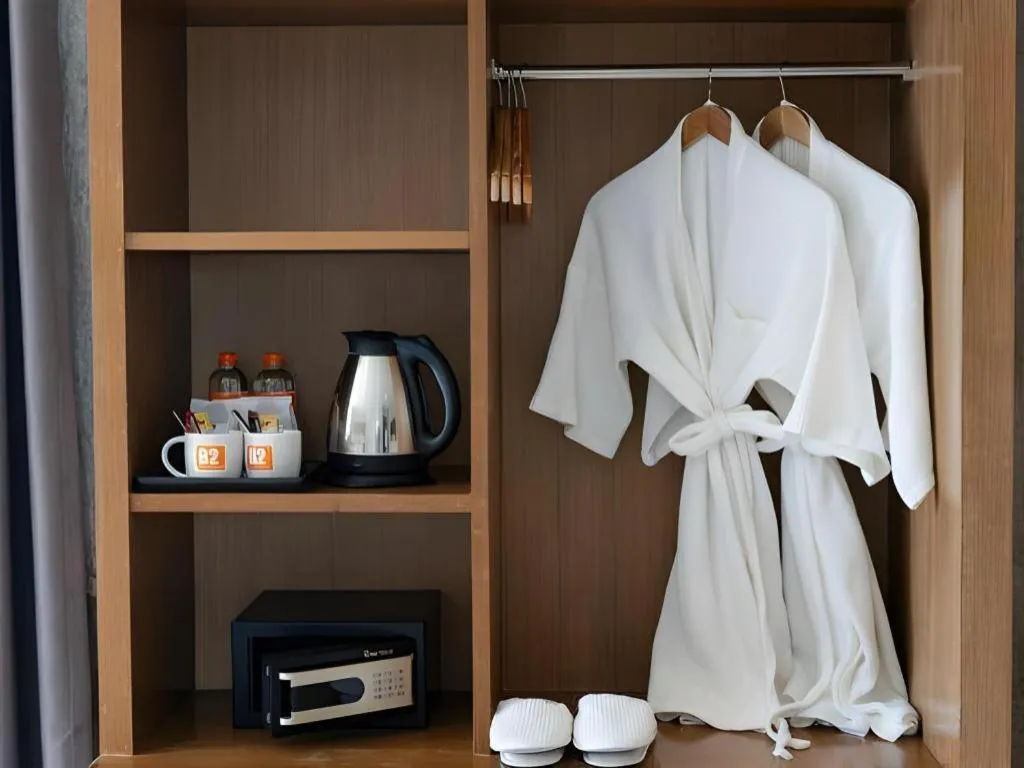 B2 Jomtien Pattaya Boutique & Budget Hotel