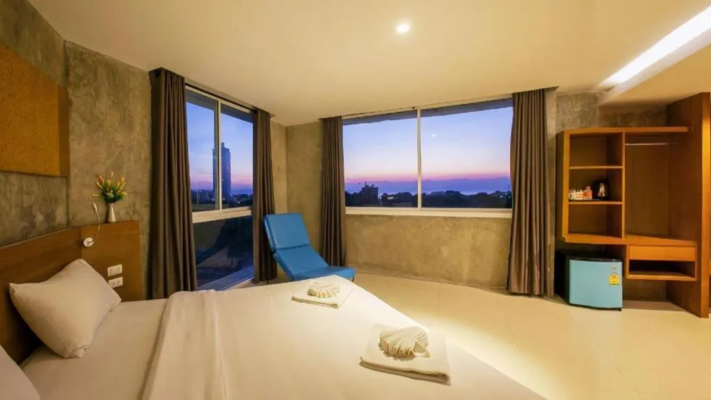 Bed in B2 Jomtien Pattaya Boutique & Budget Hotel