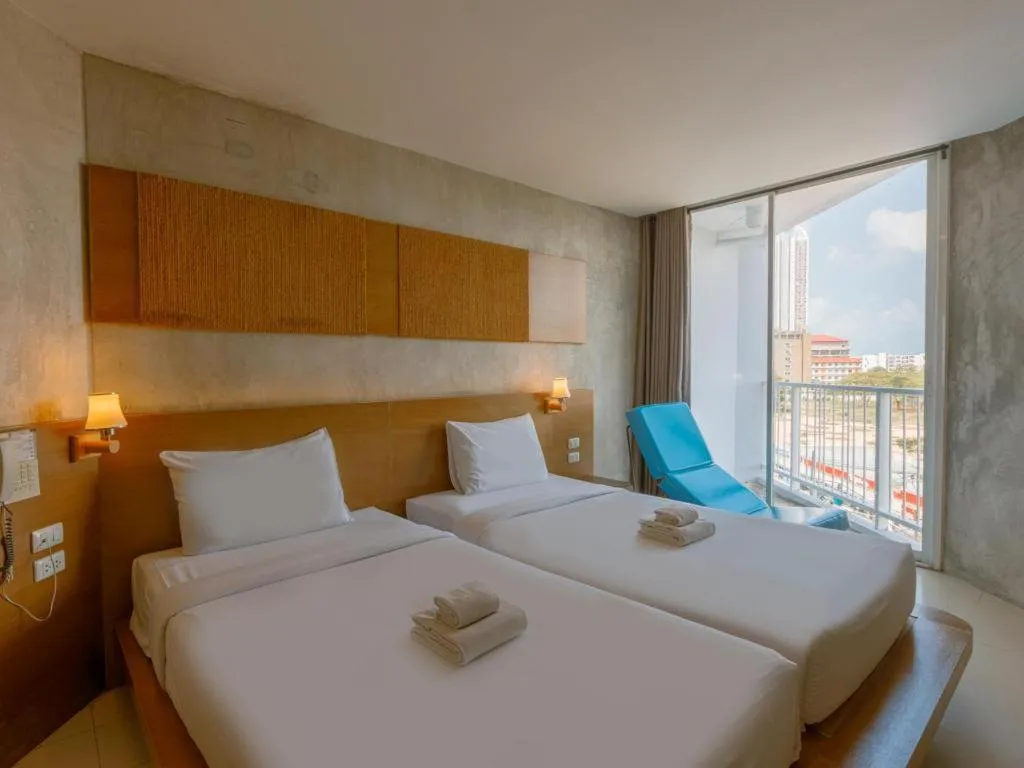 Bed in B2 Jomtien Pattaya Boutique & Budget Hotel