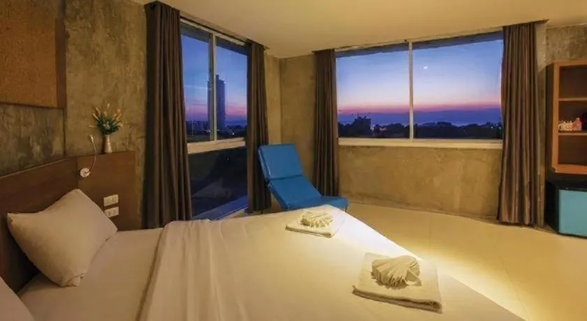 Bed in B2 Jomtien Pattaya Boutique & Budget Hotel