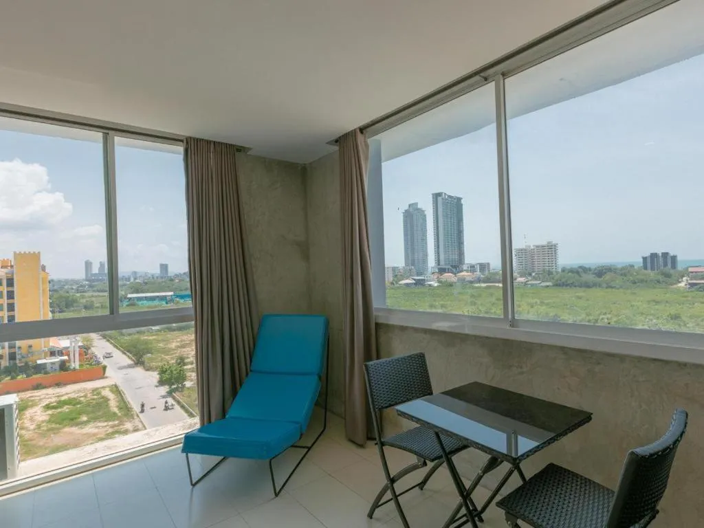 B2 Jomtien Pattaya Boutique & Budget Hotel