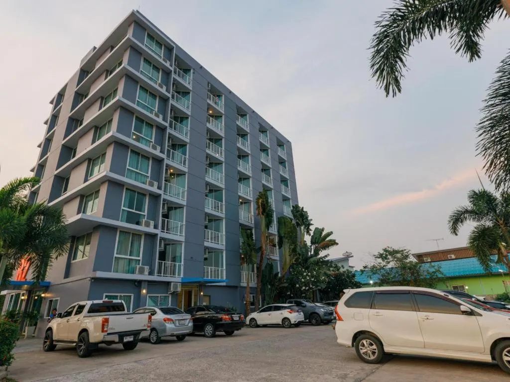 B2 Jomtien Pattaya Boutique & Budget Hotel