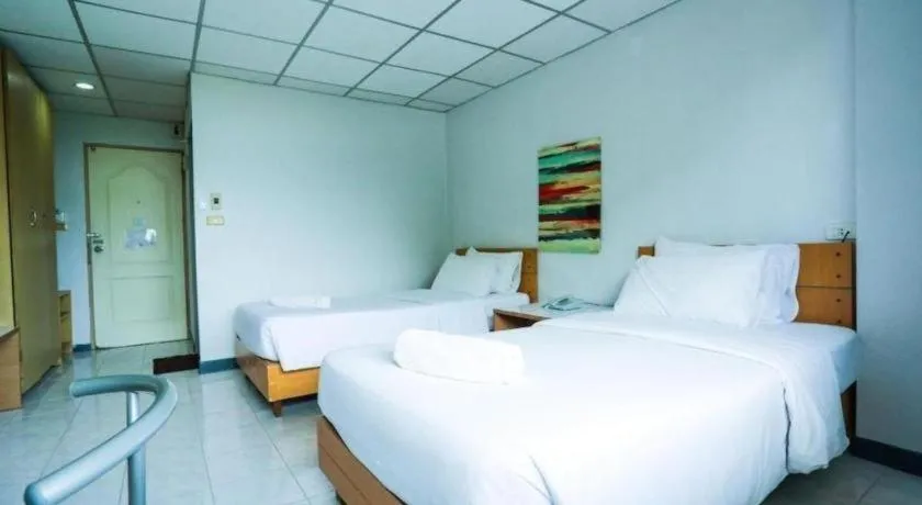 Bed in Central Place Hotel