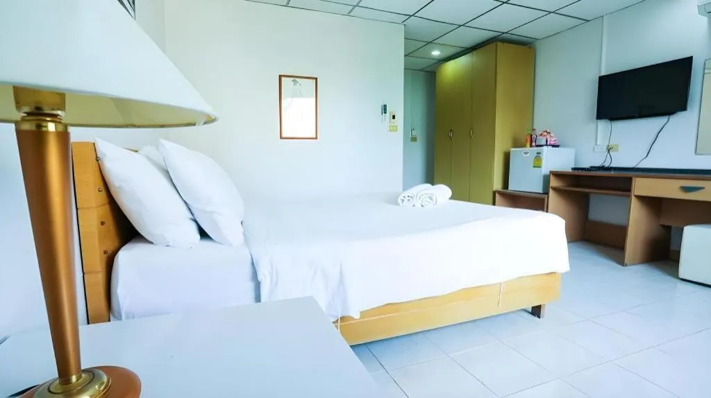 Bed in Central Place Hotel