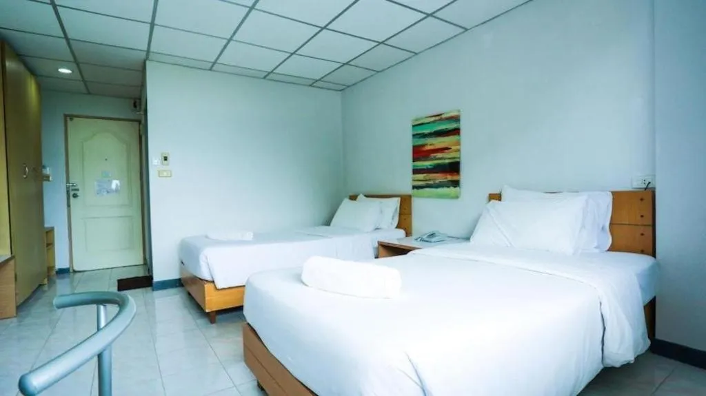 Bed in Central Place Hotel