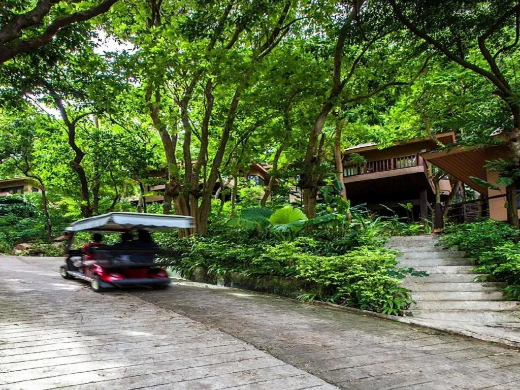 Villa 360 Resort and Spa