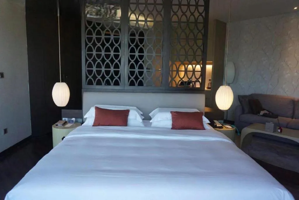 Bed in DongGuan JOYC Hotel 