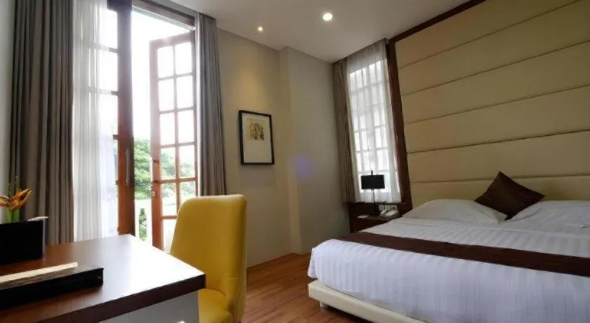 Bed in Taman Dayu Golf Club and Resort