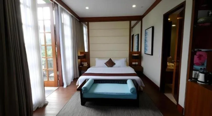Bed in Taman Dayu Golf Club and Resort