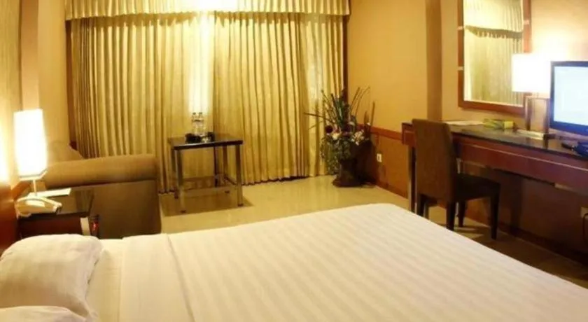 Bed in Hotel Banjarmasin International