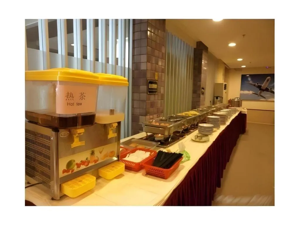 Renhe Good East Hotel