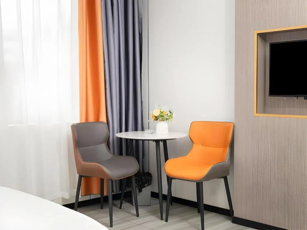 Renhe Good East Hotel