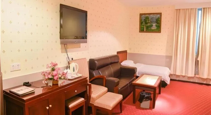 Renhe Good East Hotel