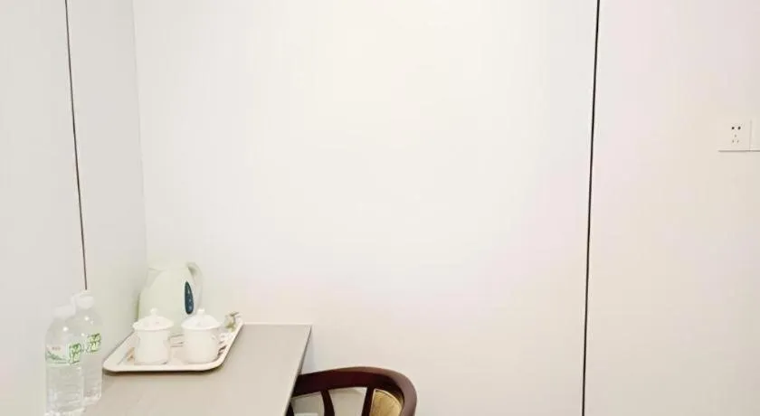 Renhe Good East Hotel