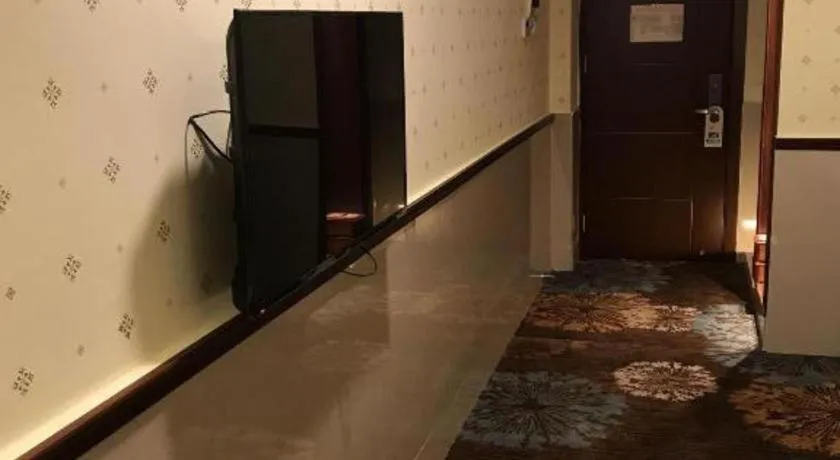 Renhe Good East Hotel