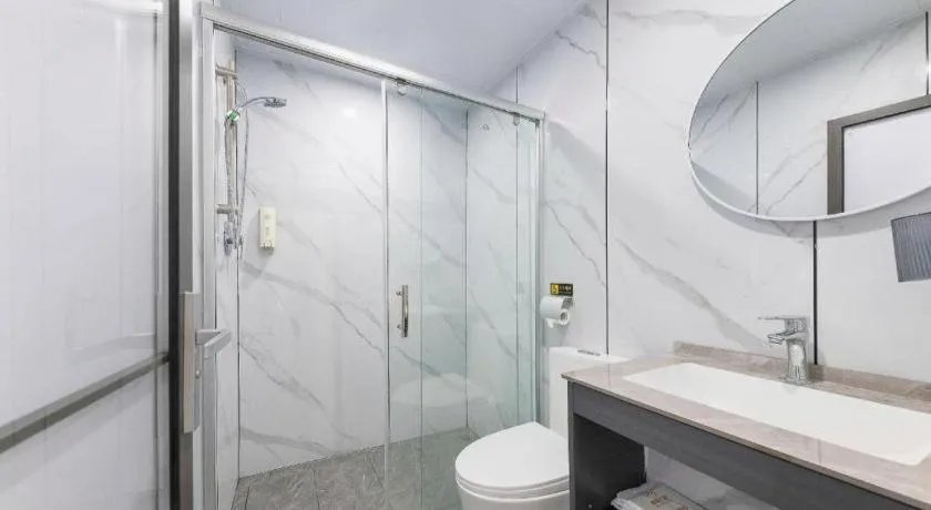 Renhe Good East Hotel