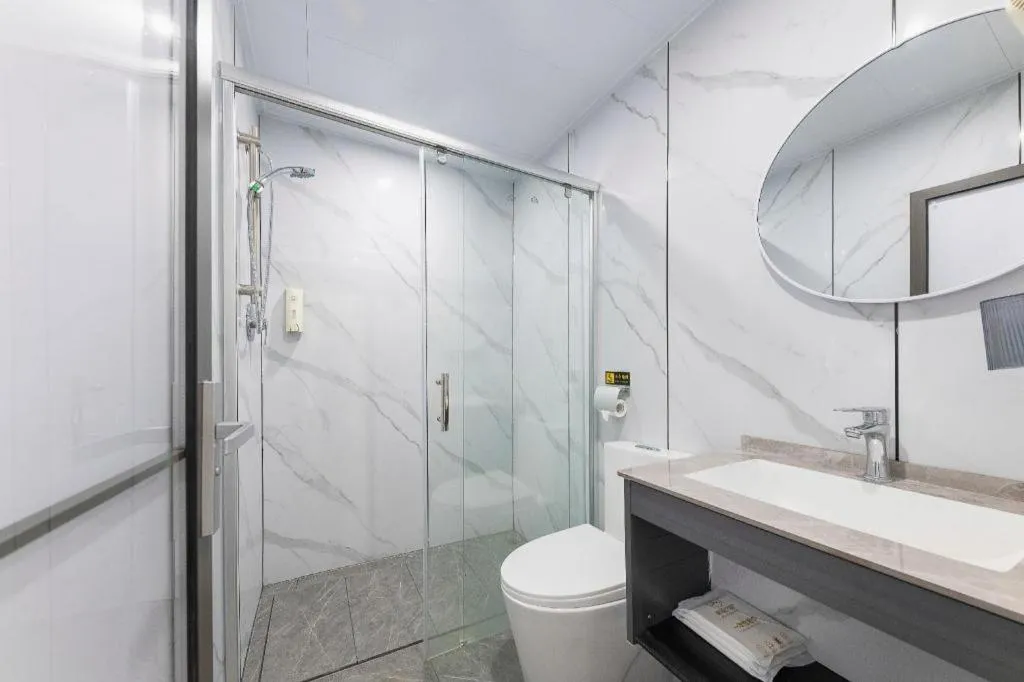 Renhe Good East Hotel