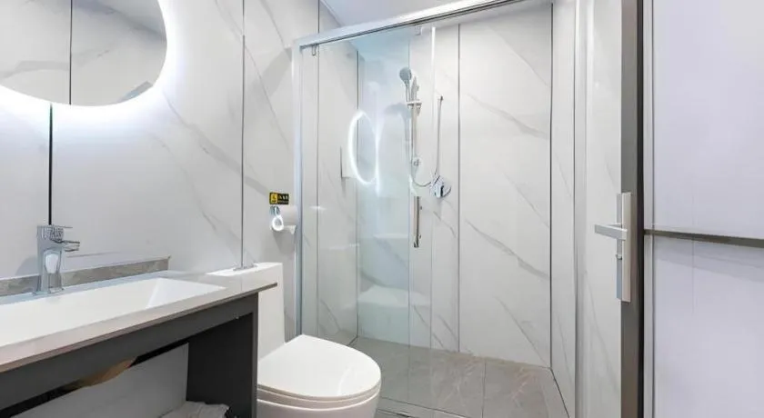 Renhe Good East Hotel