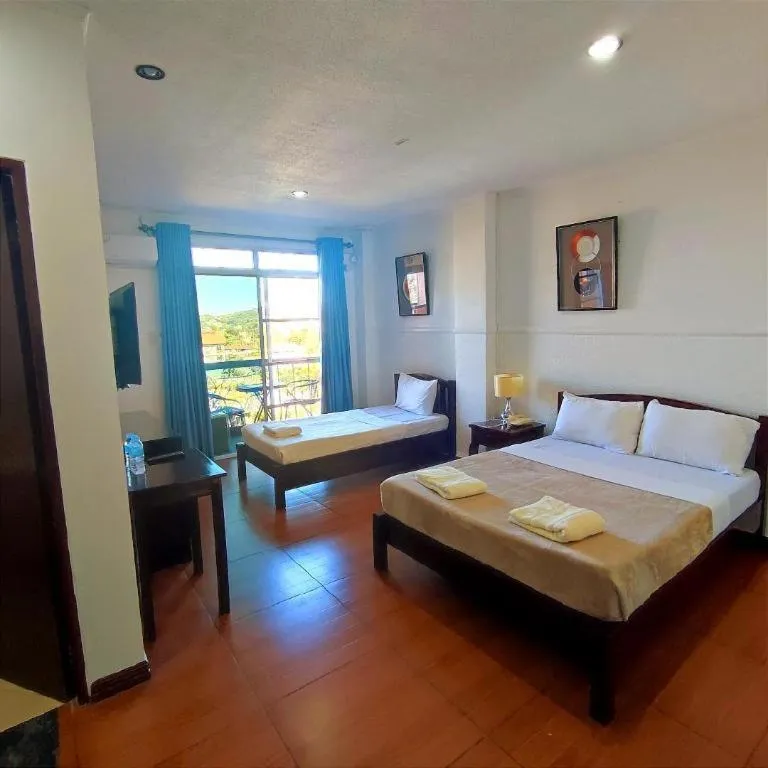 Bed in NYC Manhattan Suites