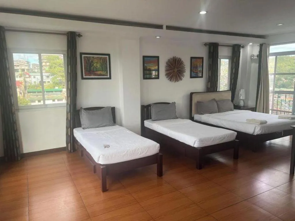 Bed in NYC Manhattan Suites