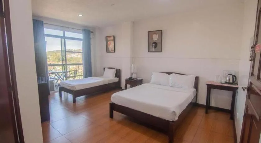 Bed in NYC Manhattan Suites