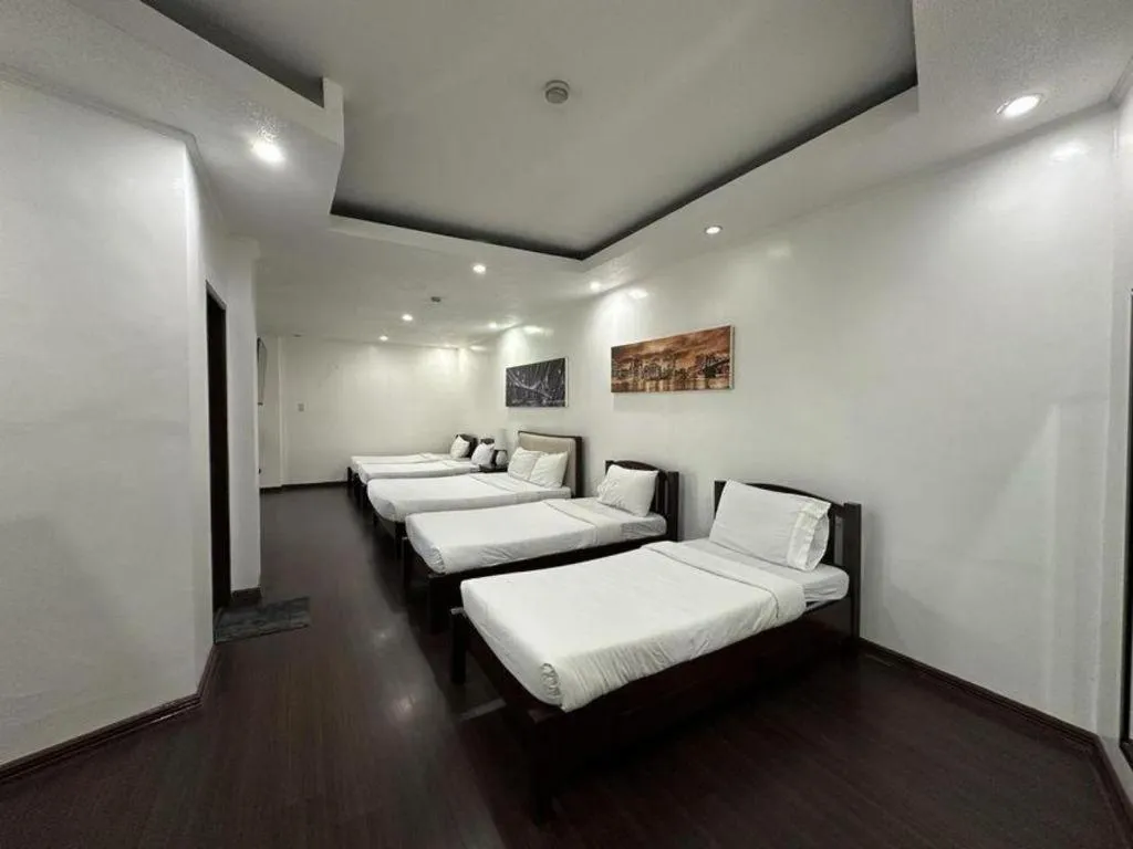 Bed in NYC Manhattan Suites