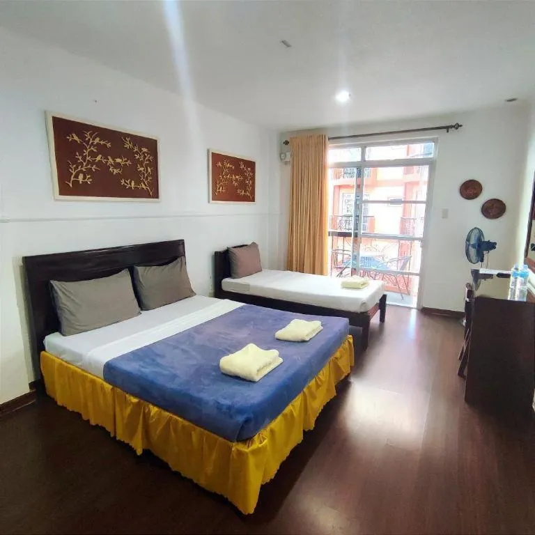 Bed in NYC Manhattan Suites