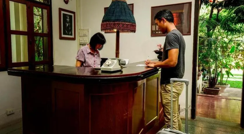 Lanis House by the Ponds