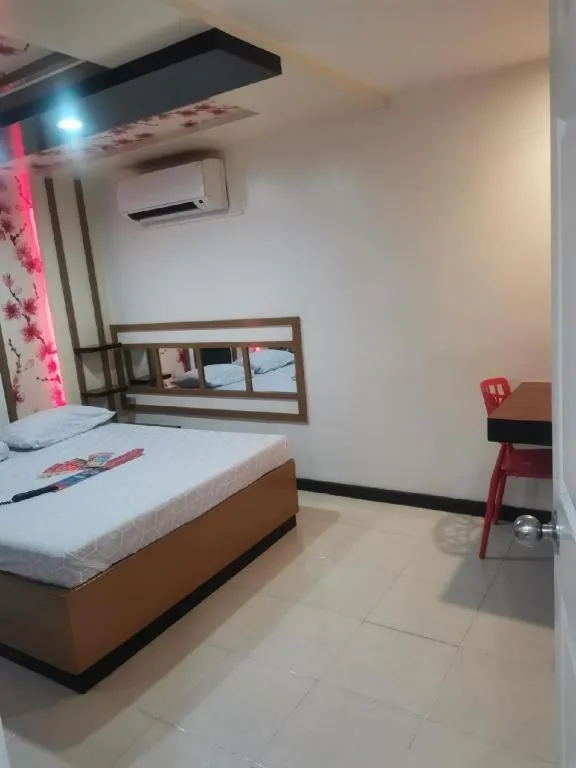 Bed in Hotel Sogo Tarlac