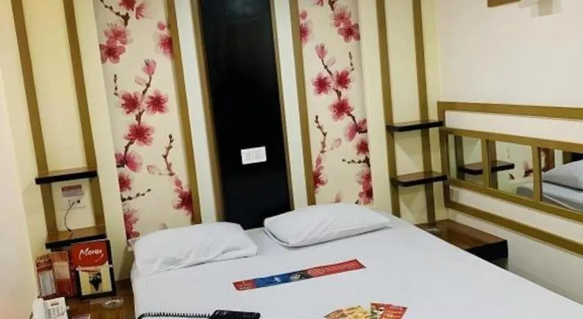 Bed in Hotel Sogo Tarlac