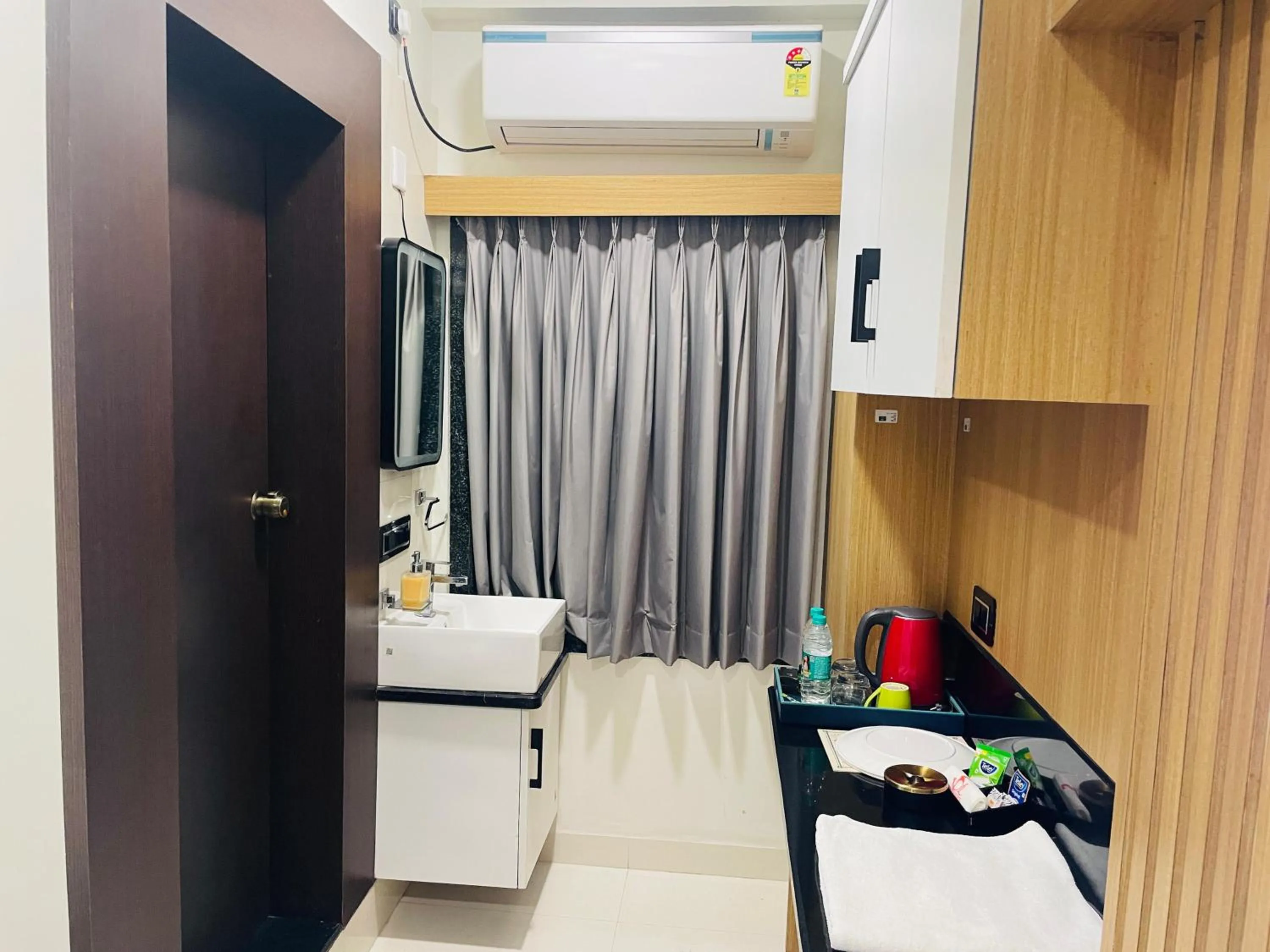 Hotel Sai Palace Inn