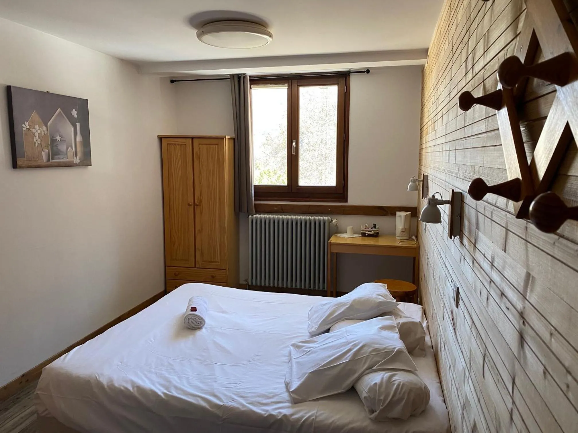 Photo of the whole room, Bed in Les Carlines