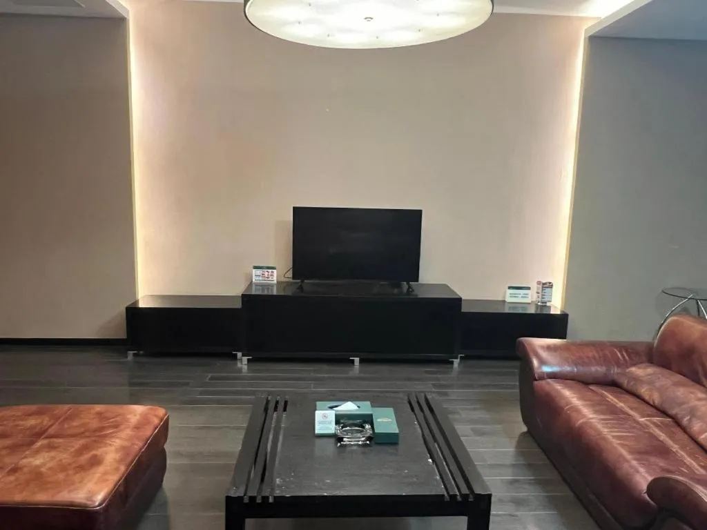 Guangdong Nanmei Osotto Hotel