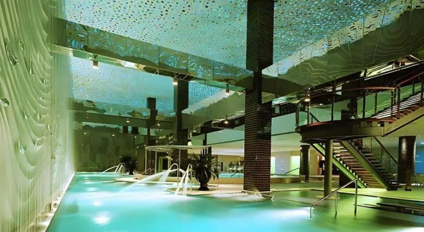 Guangdong Nanmei Osotto Hotel