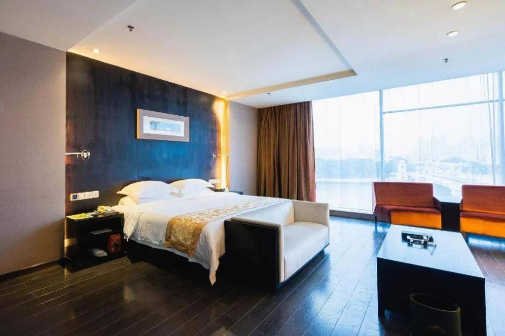 Bed in Guangdong Nanmei Osotto Hotel